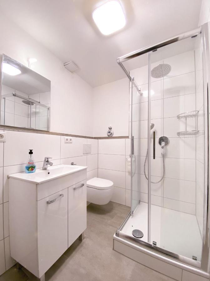 Traumhaftes Privatzimmer In Καρλσρούη Εξωτερικό φωτογραφία